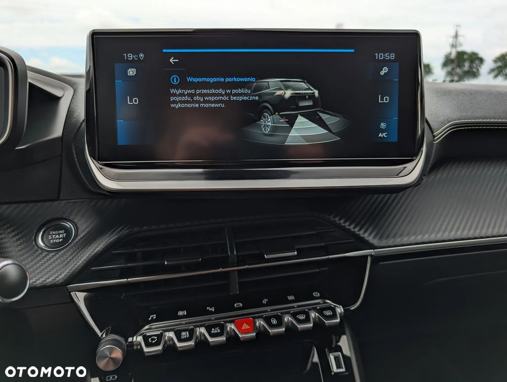 Peugeot 2008 PureTech 130 EAT8 GT - 31