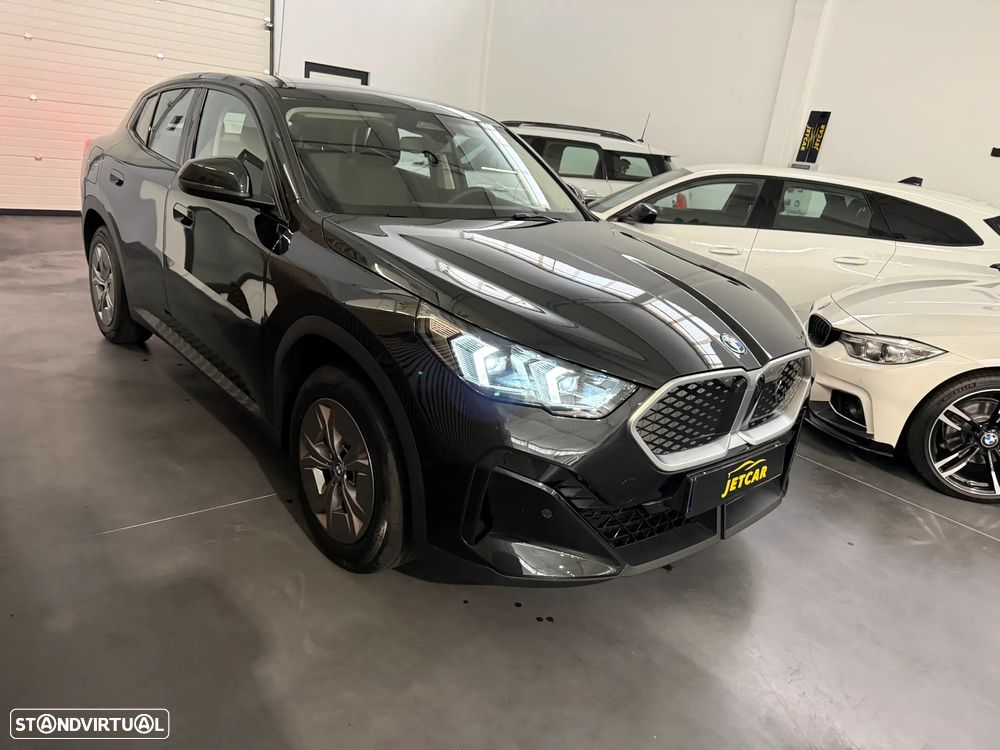 BMW iX2 - 8