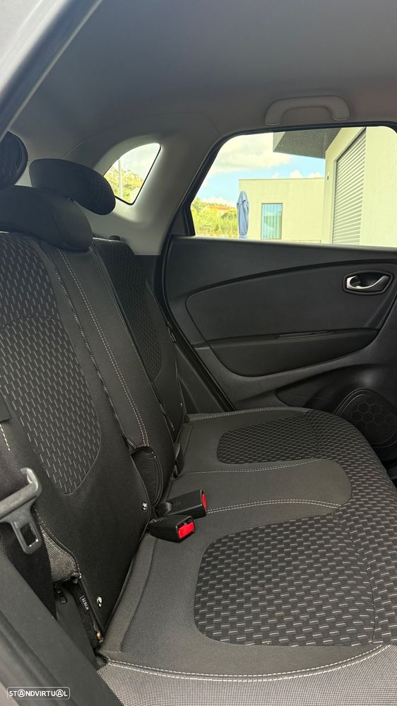 Renault Captur 0.9 TCE Exclusive - 28