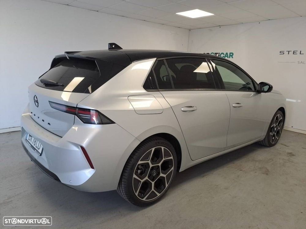 Opel Astra 1.2 T GS Aut. - 4