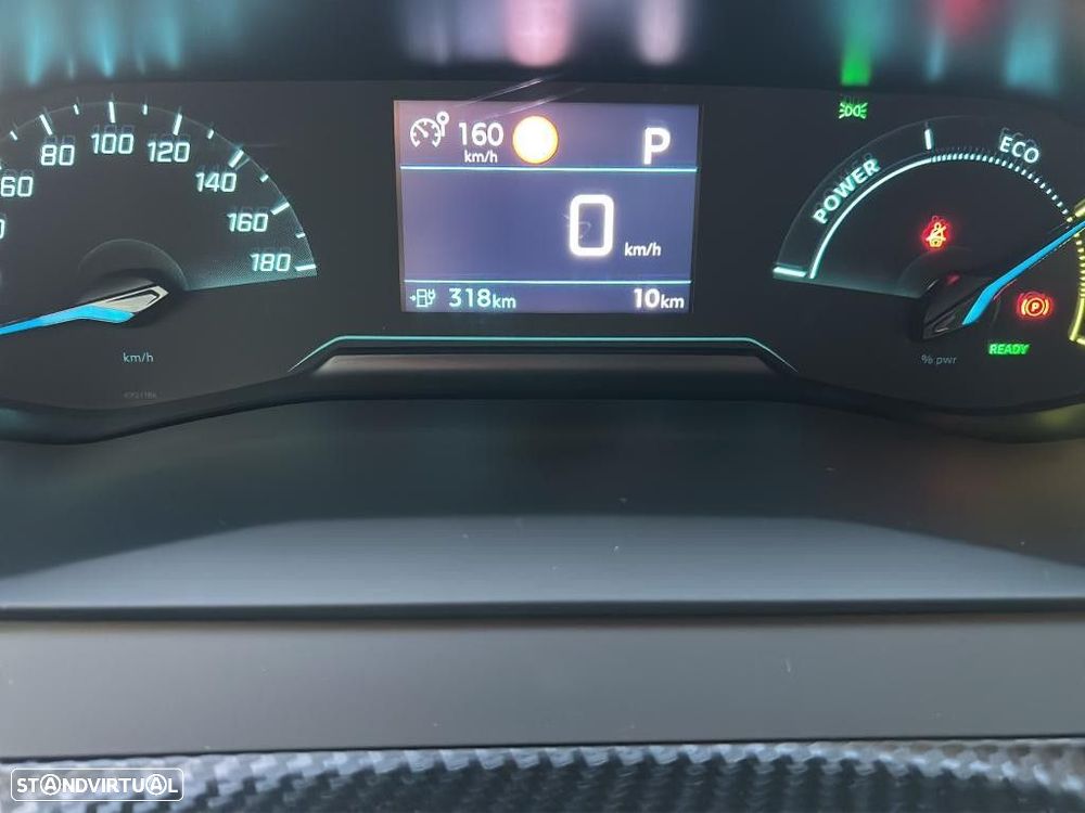 Peugeot e-208 - 16