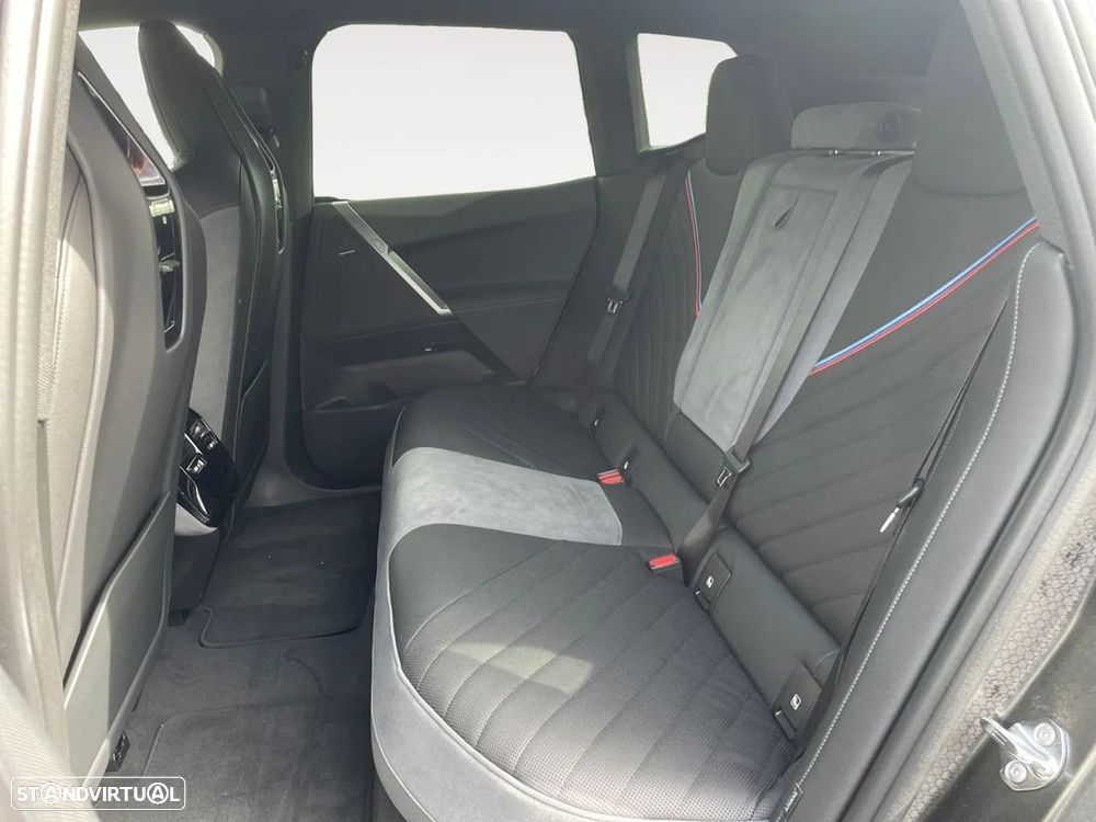 BMW iX xDrive 45 - 10