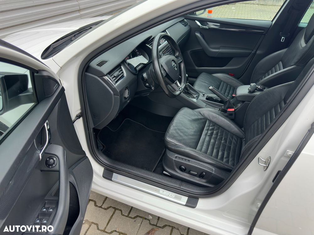 Skoda Octavia 2.0 TDI RS DSG - 18