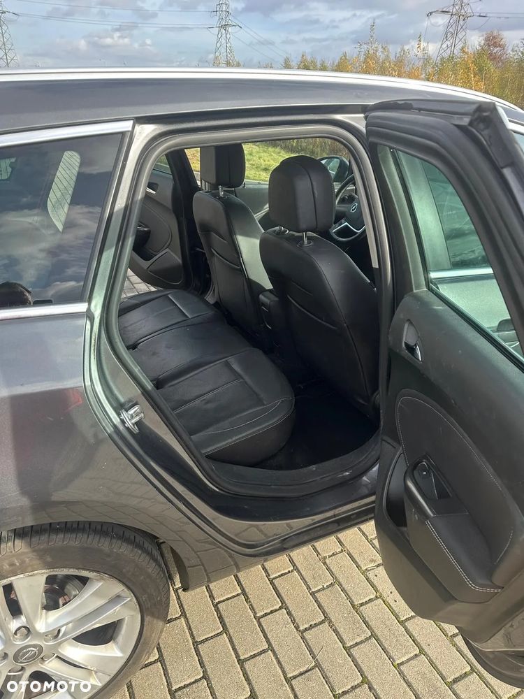 Opel Astra 1.7 CDTI DPF - 9