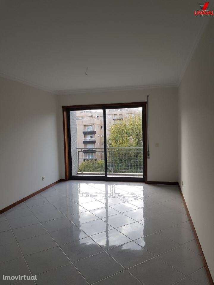 Apartamento, como novo, para arrendamento, Braga - Nogueira, Fraião... - Grande imagem: 5/22
