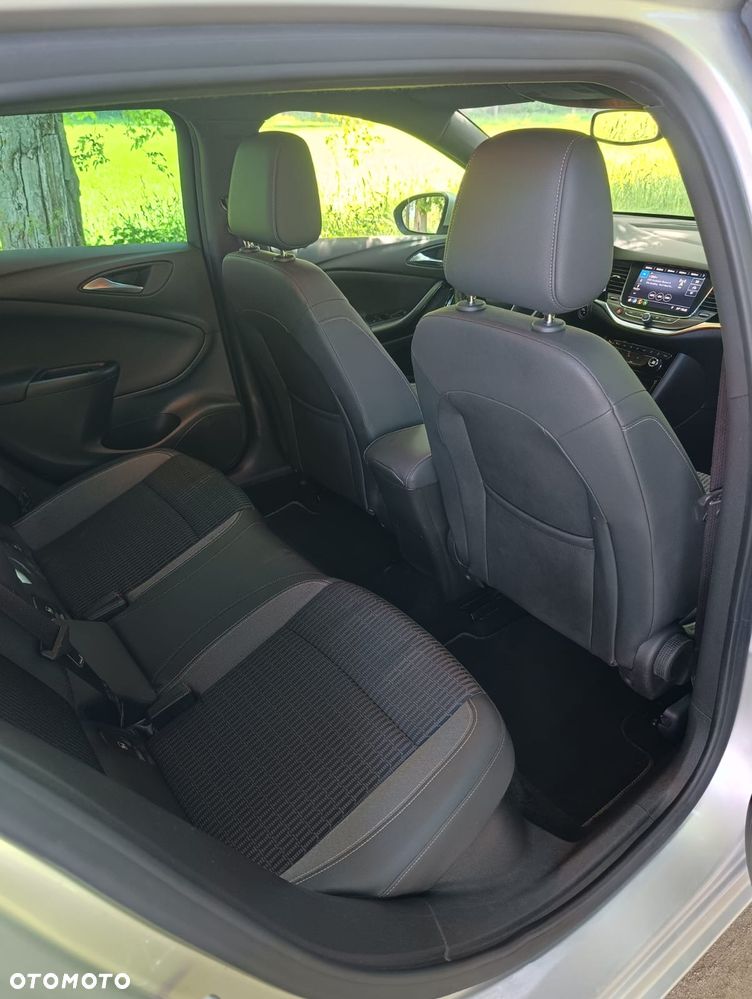 Opel Astra 1.2 Turbo Elegance - 12