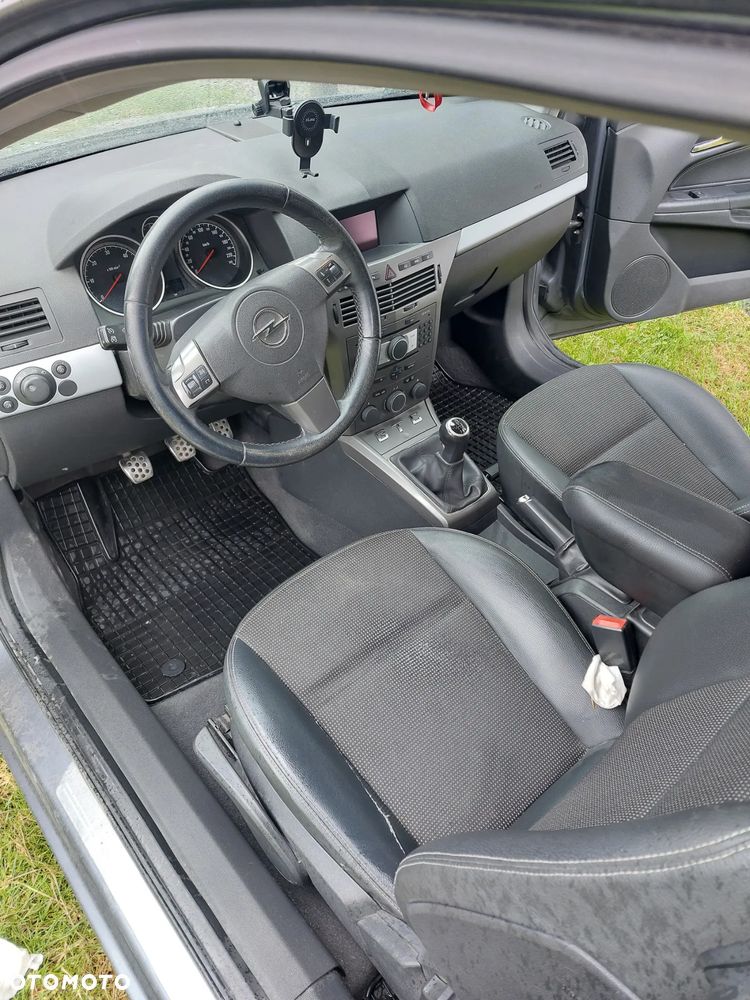 Opel Astra - 16