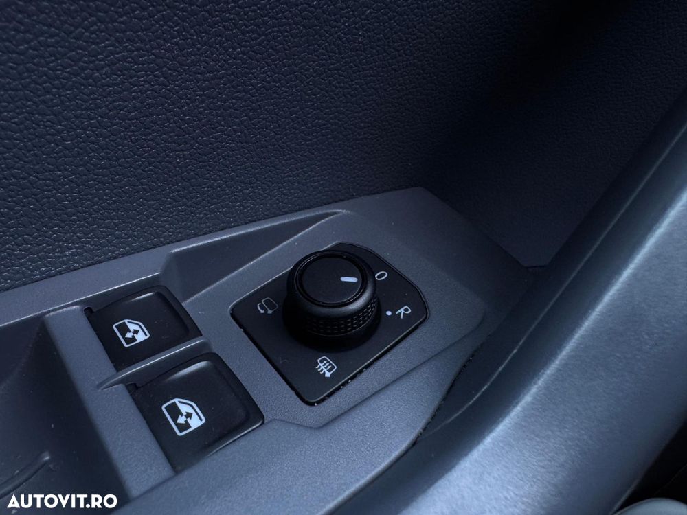 Volkswagen T-Cross - 20