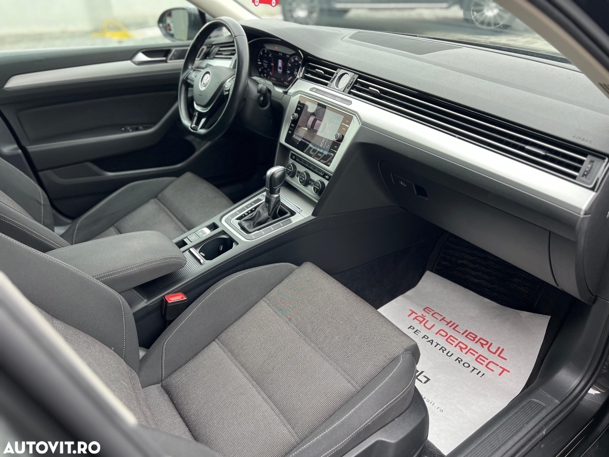 Volkswagen Passat - 25