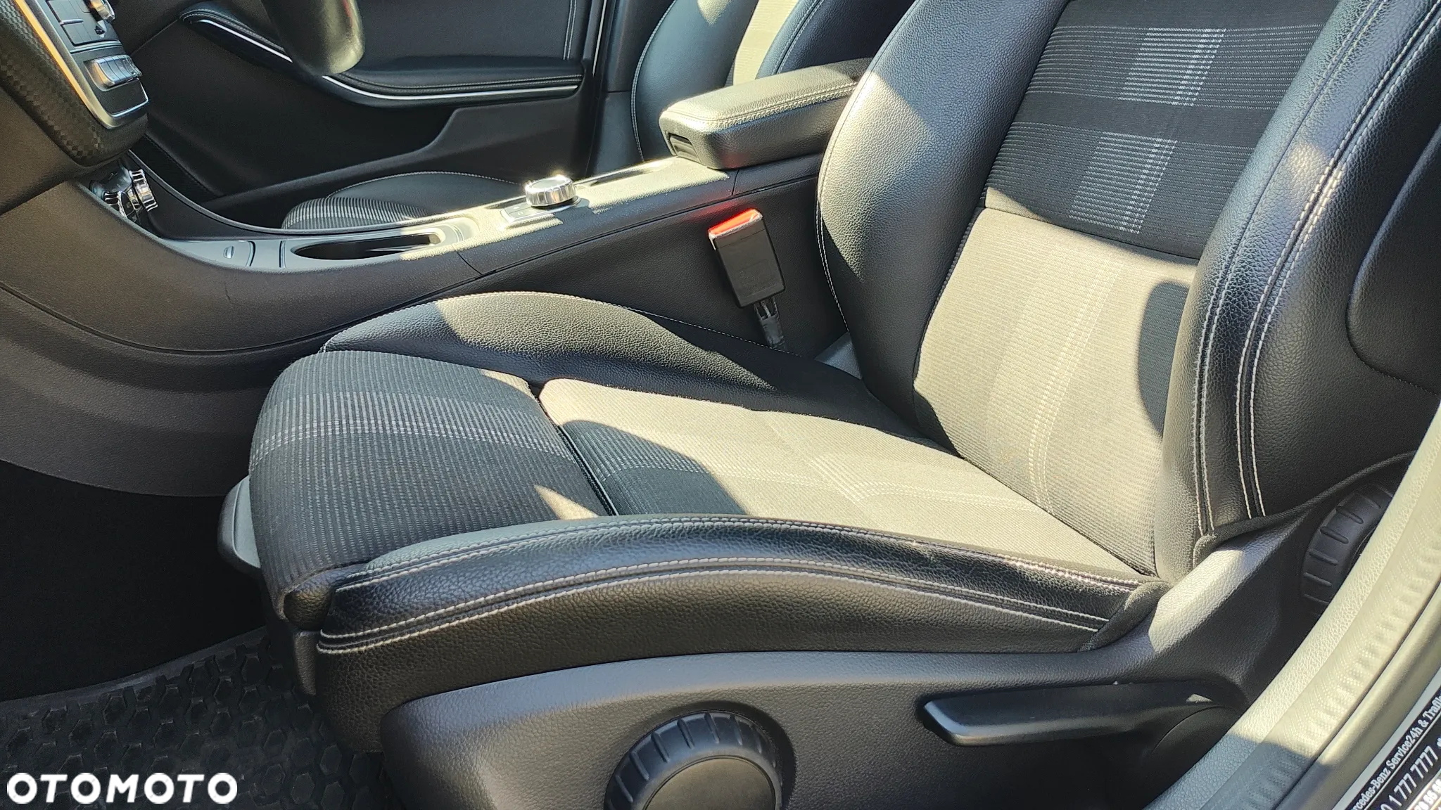 Mercedes-Benz Klasa A 180 CDI 7G-DCT Urban - 19