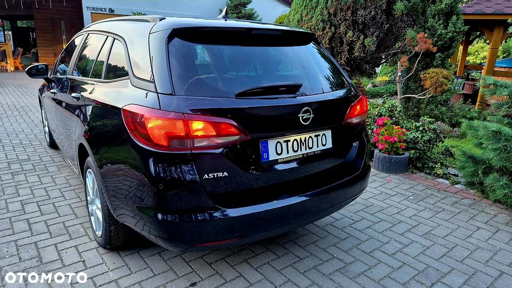 Opel Astra 1.6 CDTI Dynamic - 3