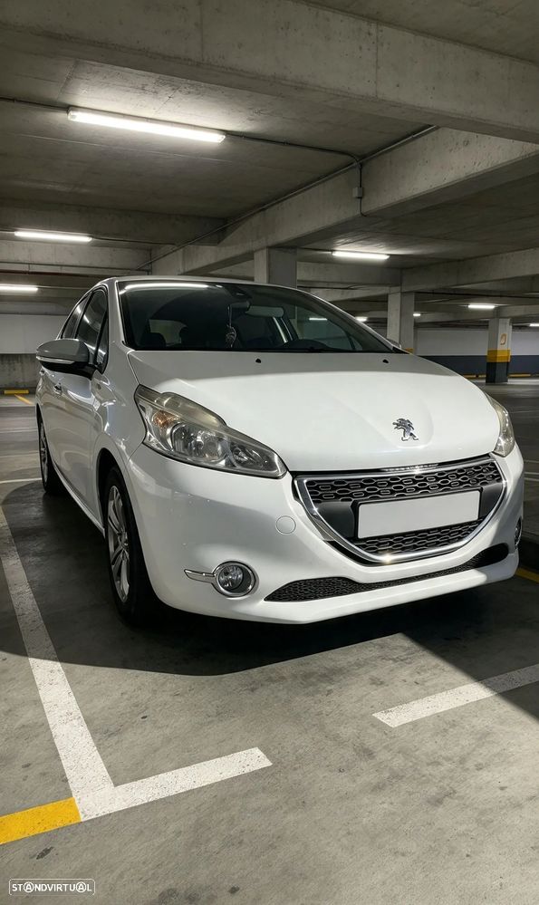 Peugeot 208 1.4 HDi - 4