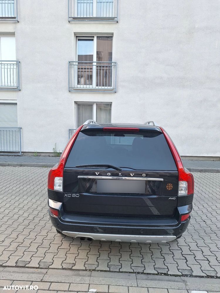 Volvo XC 90 D5 AWD Summum - 3