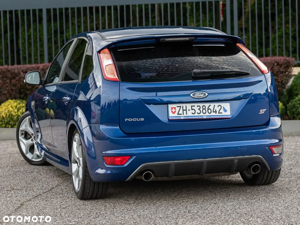 Ford Focus 2.5 ST - 8