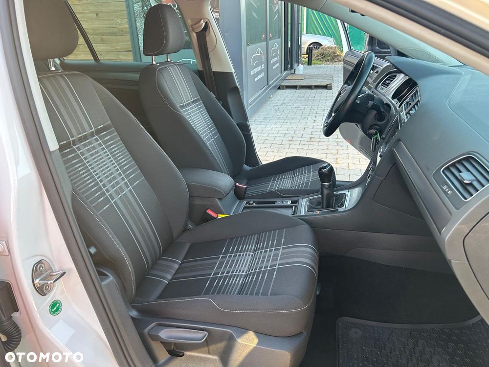 Volkswagen Golf 1.6 BlueTDI Trendline - 31