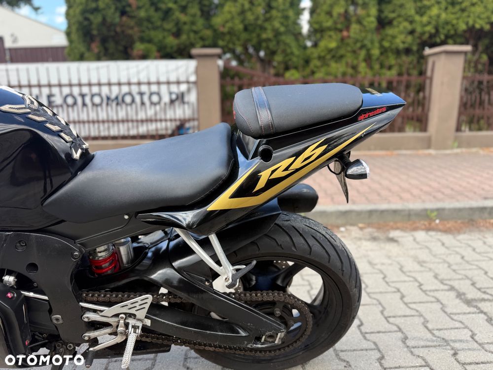 Yamaha R6 - 24