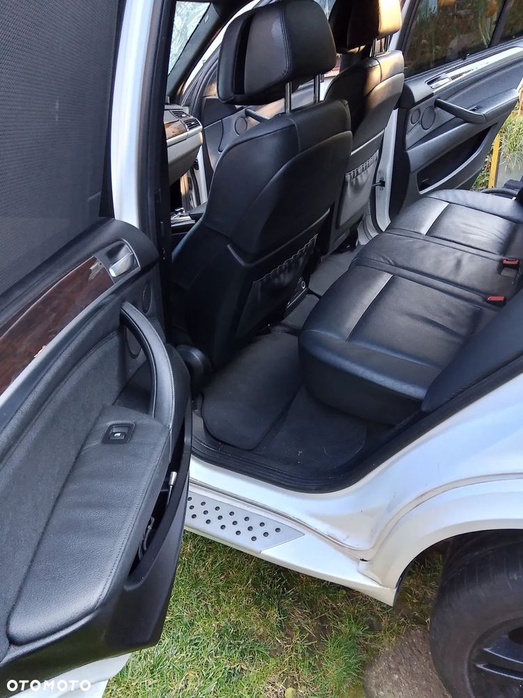 BMW X5 xDrive50i - 6