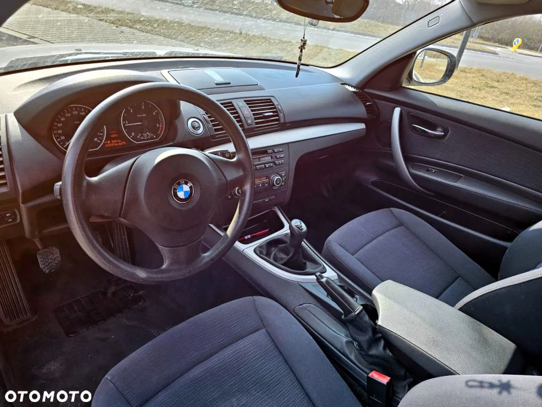 BMW Seria 1 116d - 16