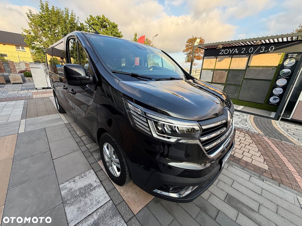 Renault Trafic 2.0 dCi - 9
