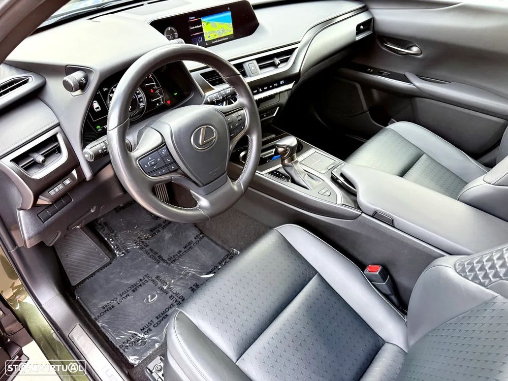 Lexus UX 250h Special Edition (LCA) - 22