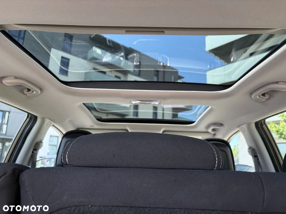 Kia Sportage 1.7 CRDI 2WD Attract - 17