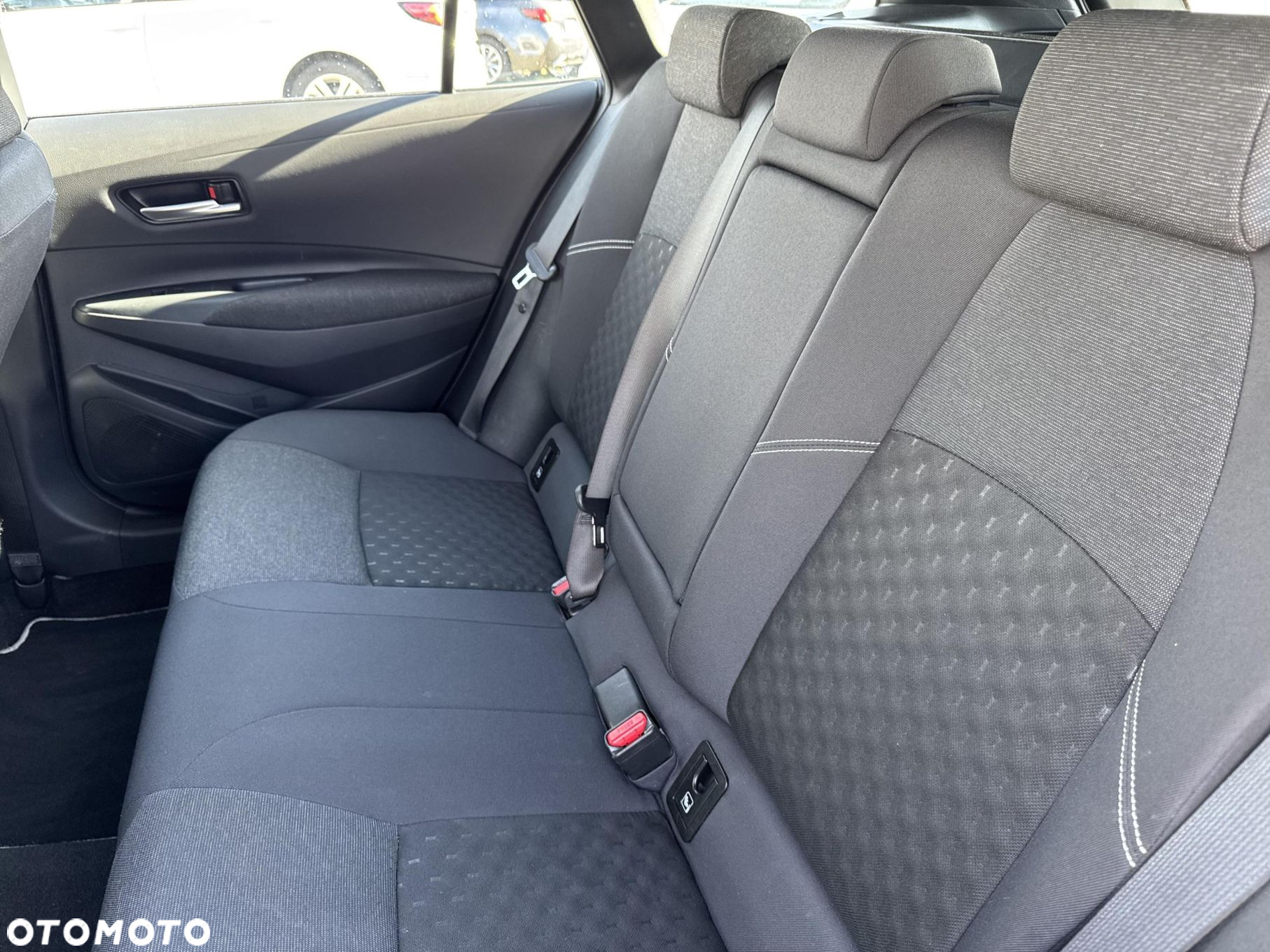 Toyota Corolla - 14