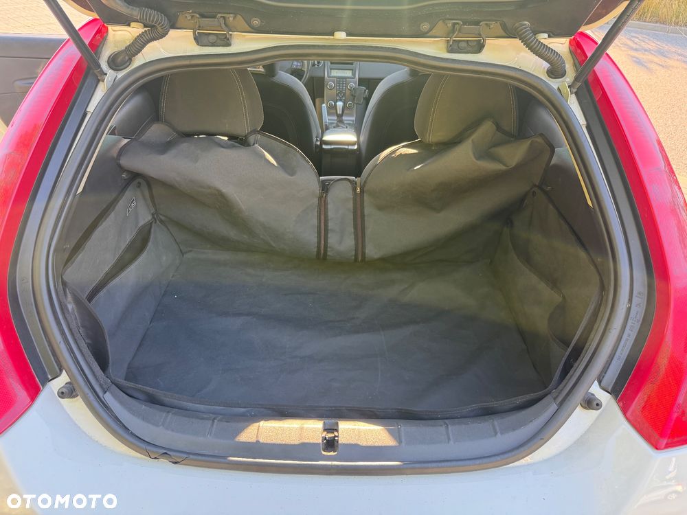 Volvo C30 1.6 R-Design - 14