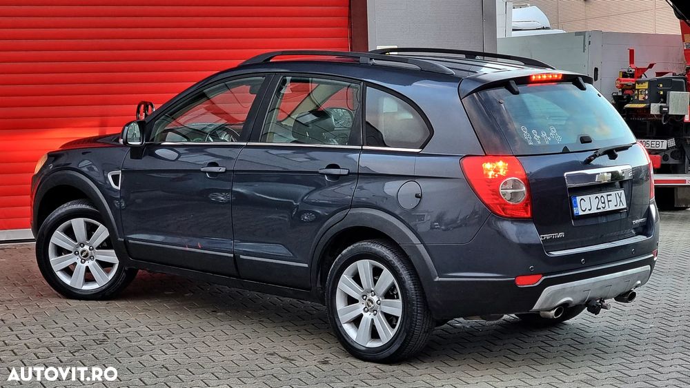 Chevrolet Captiva 2.0 4WD 7 Sitzer Automatik LT - 25