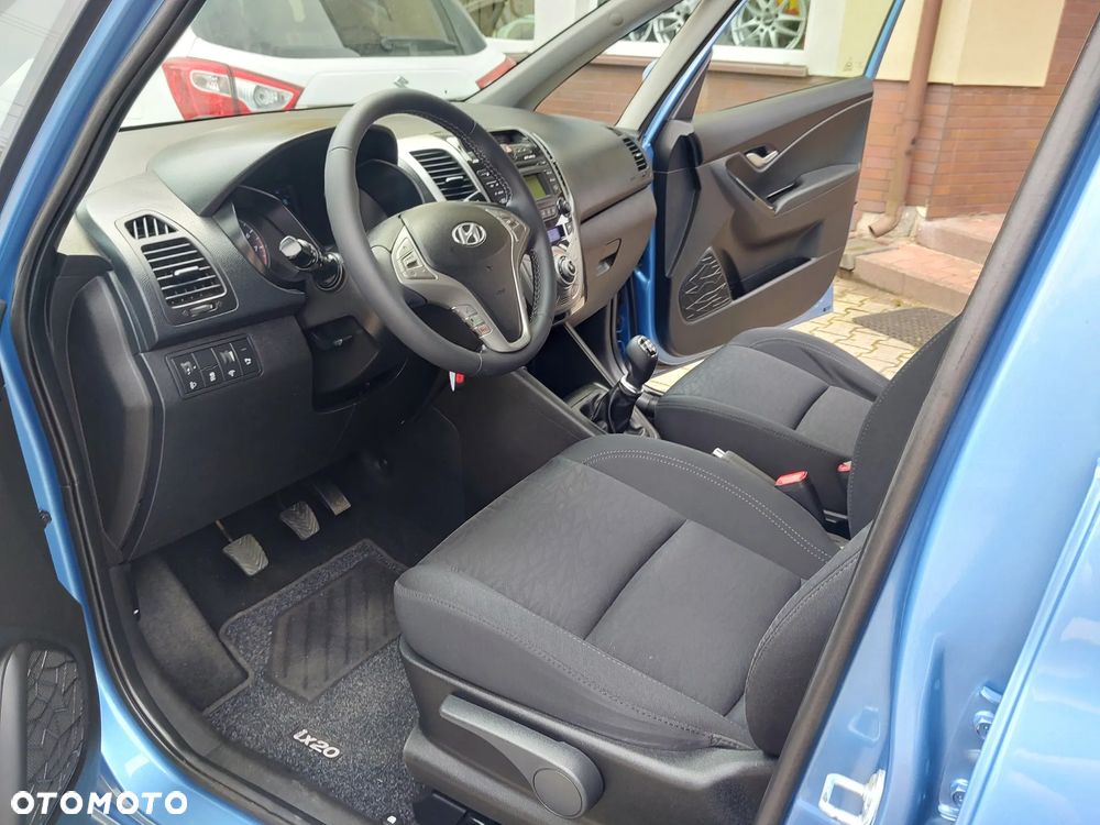 Hyundai ix20 1.6 Trend - 22