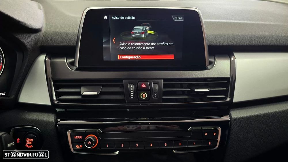 BMW 216 Active Tourer d Advantage Auto - 32