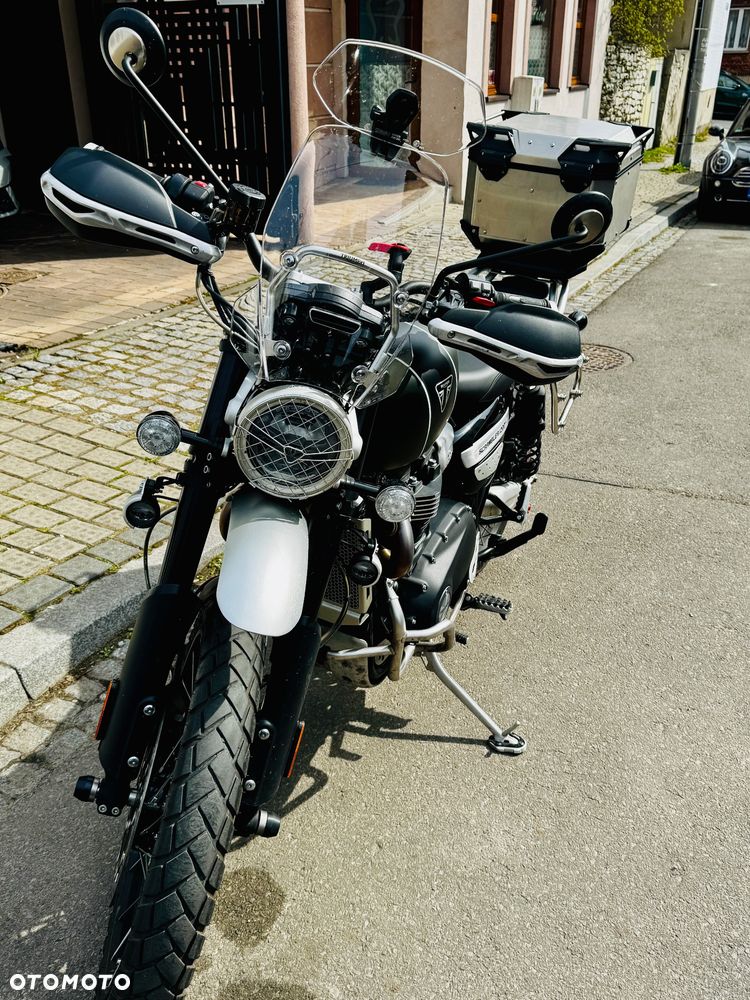 Triumph Scrambler - 3