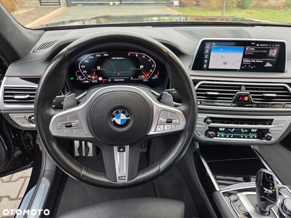 BMW Seria 7 M760Li xDrive - 14