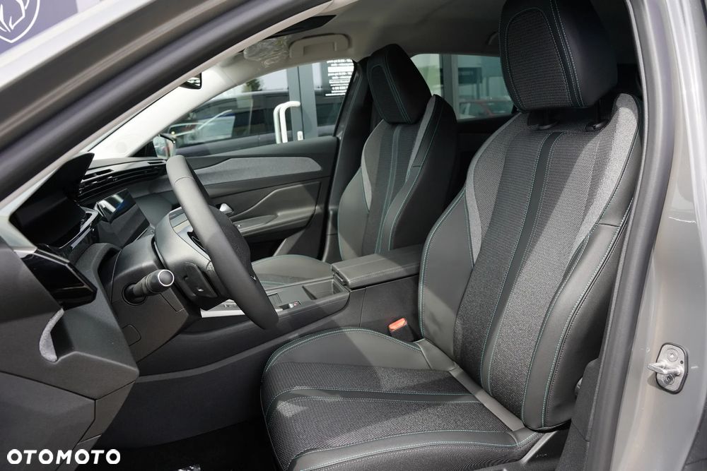 Peugeot 308 1.2 mHEV Allure S&S e-DCS6 - 14