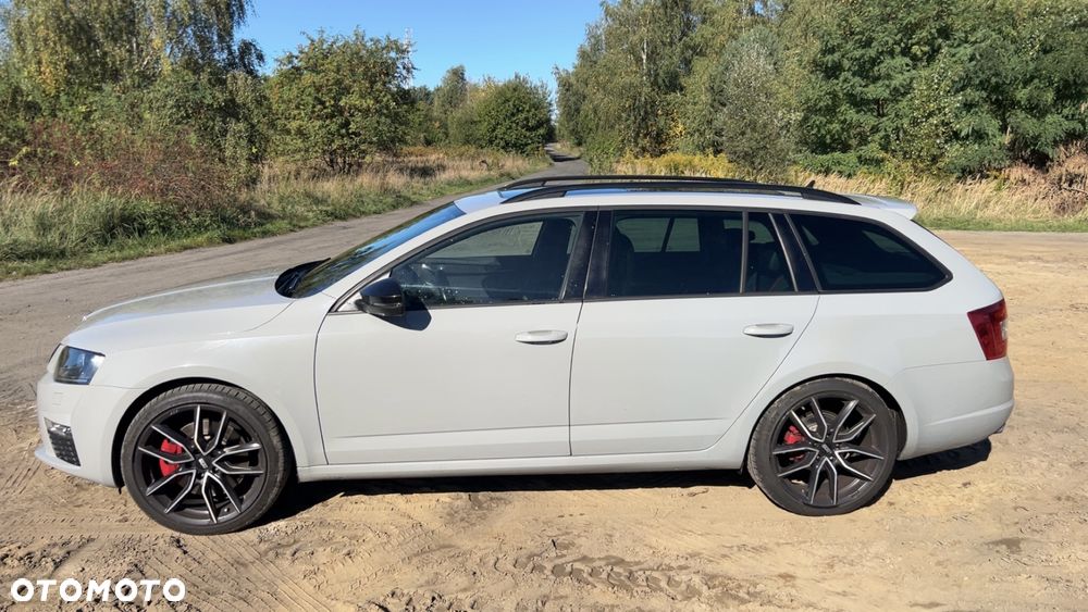 Skoda Octavia 2.0 TDI RS DSG - 5