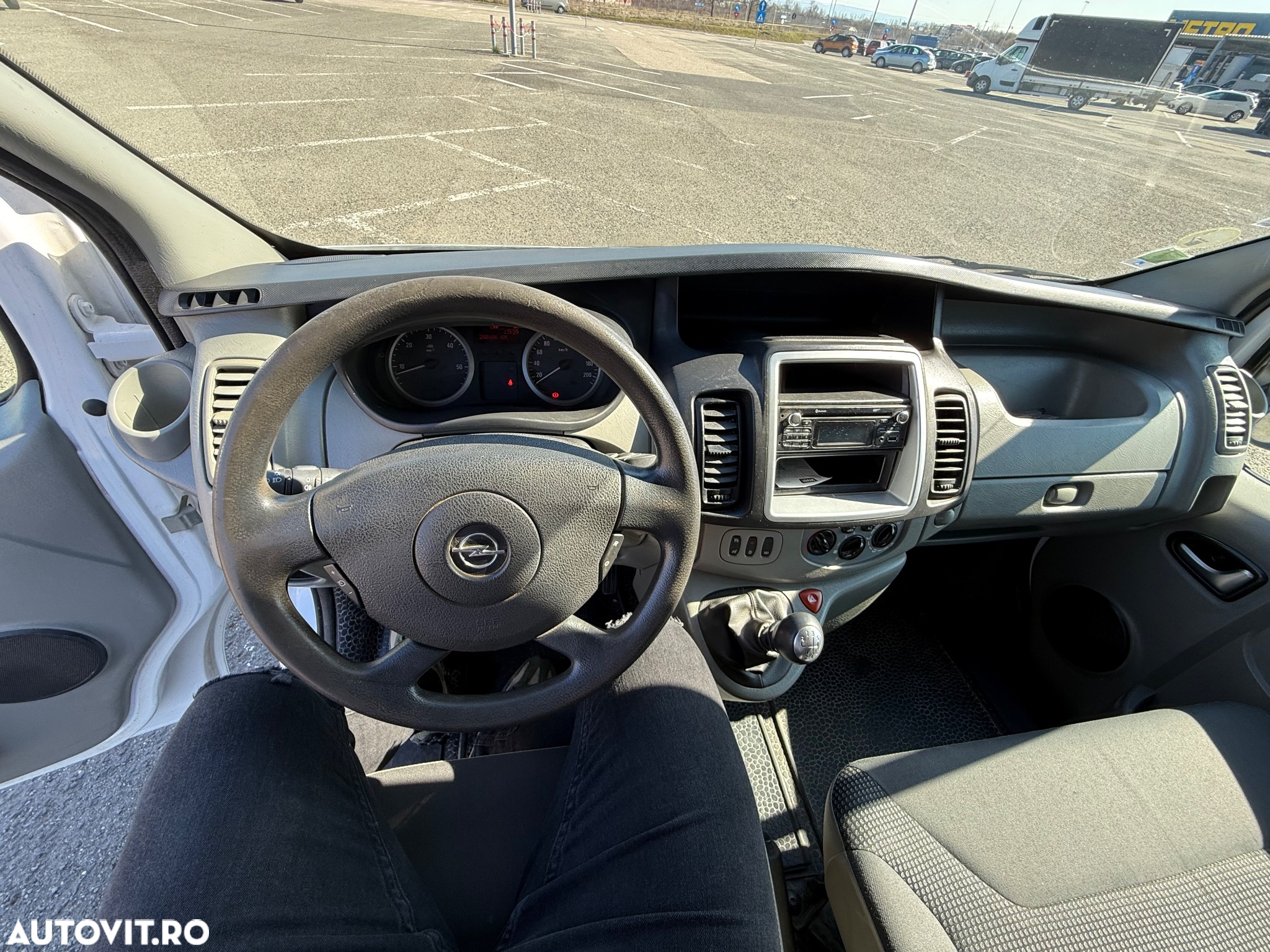 Opel Vivaro - 7