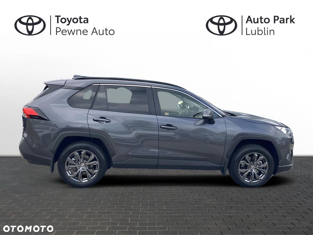 Toyota RAV4 - 6
