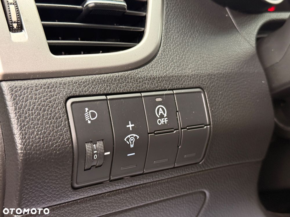 Hyundai i30 1.4 Passion - 26