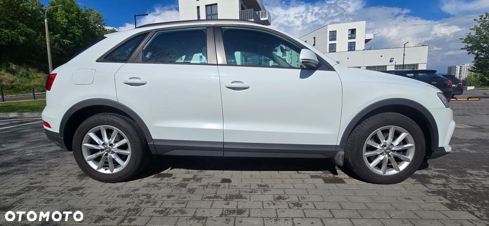 Audi Q3 2.0 TDI sport - 12