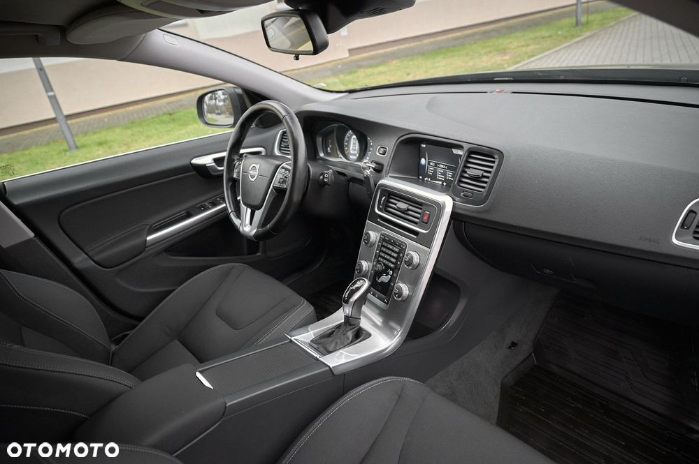 Volvo V60 T5 Geartronic Momentum - 2