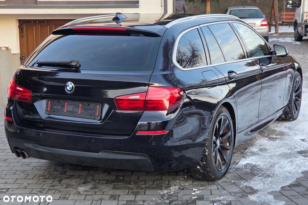 BMW Seria 5 530d xDrive Luxury Line - 13