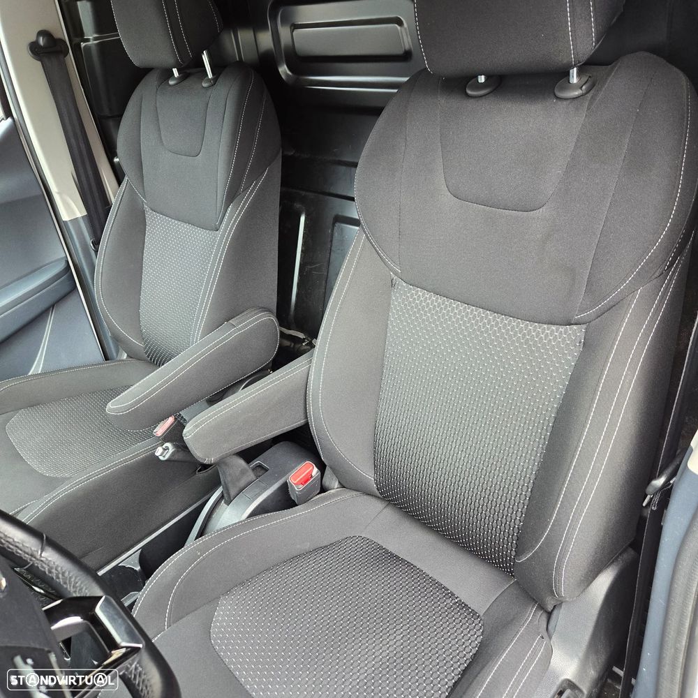 Maxus E-Deliver 3 L2H1 - 7