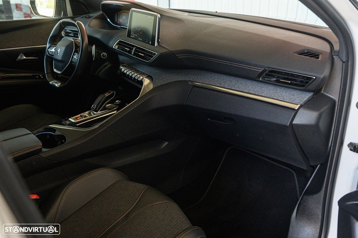 Peugeot 3008 1.2 PureTech GT Line EAT8 - 29