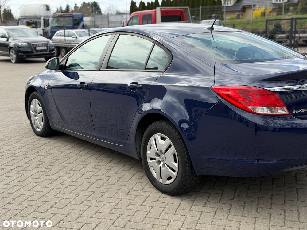 Opel Insignia 1.6 Edition - 4