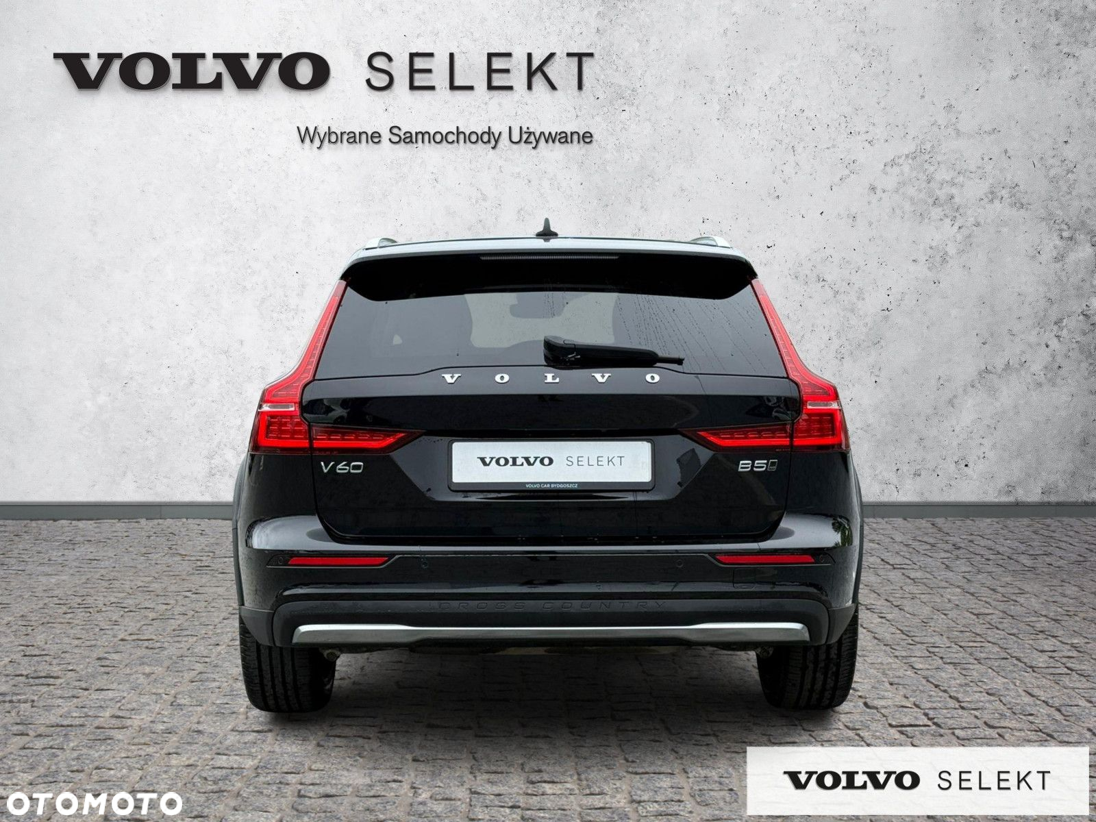 Volvo V60 Cross Country - 9