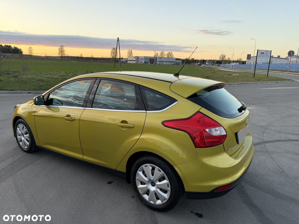 Ford Focus 1.6 EcoBoost Gold X (Trend) - 22