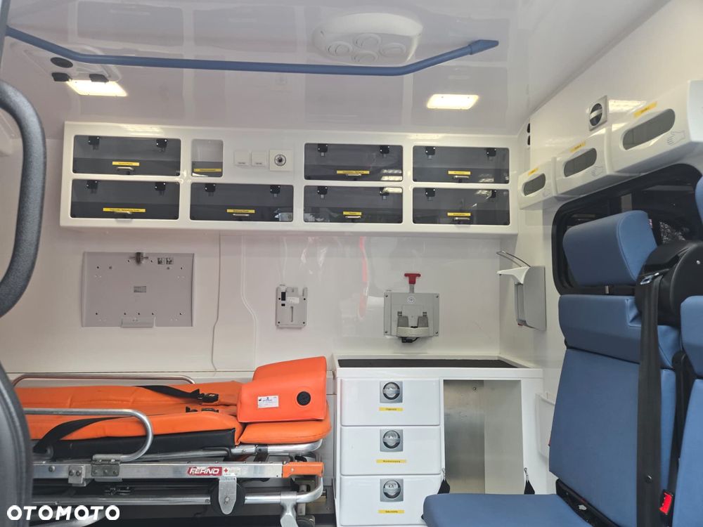 Renault Master Ambulans karetka Gwarancja - 19