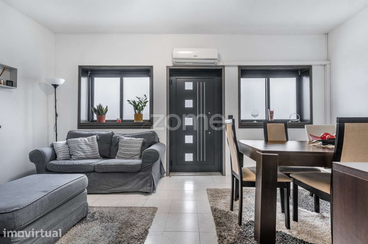 Moradia T2+1 térrea com jardim e garagem na Cidade da Maia! - Grande imagem: 4/24