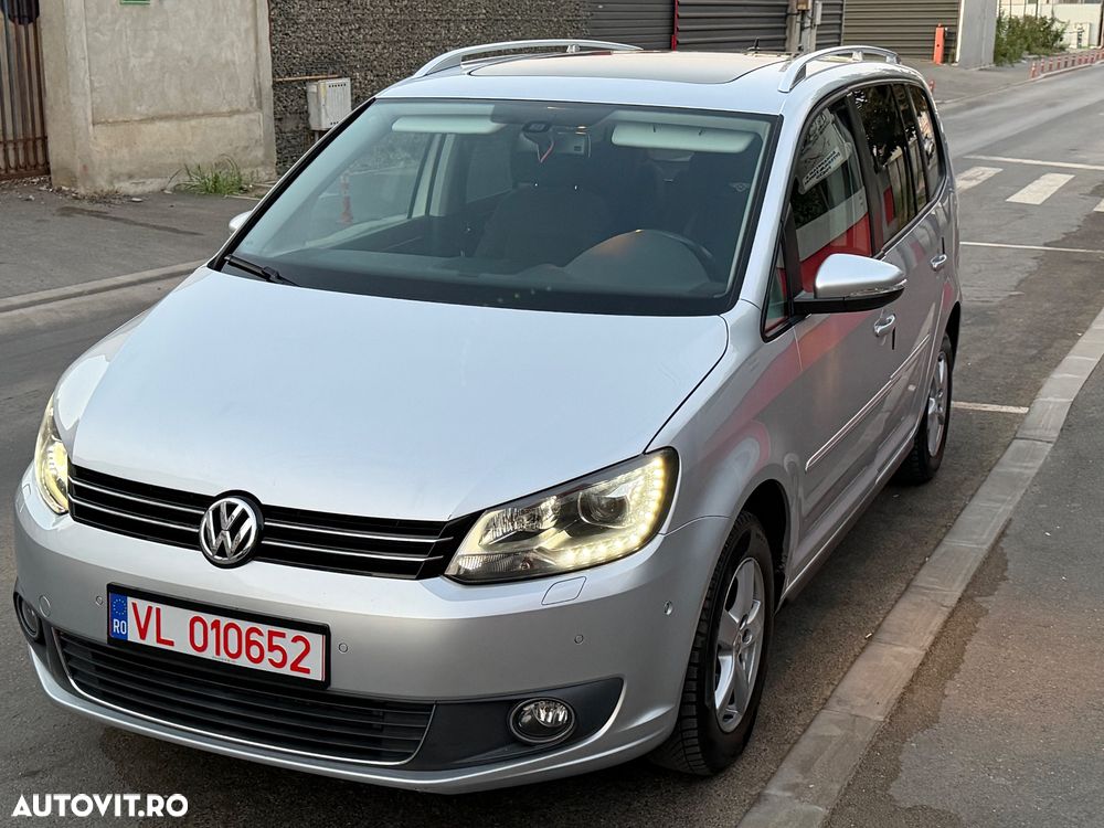 Volkswagen Touran - 13