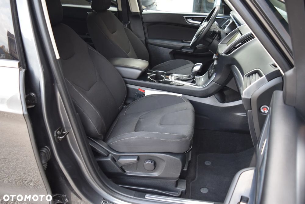 Ford S-Max 2.0 TDCi Titanium PowerShift - 37