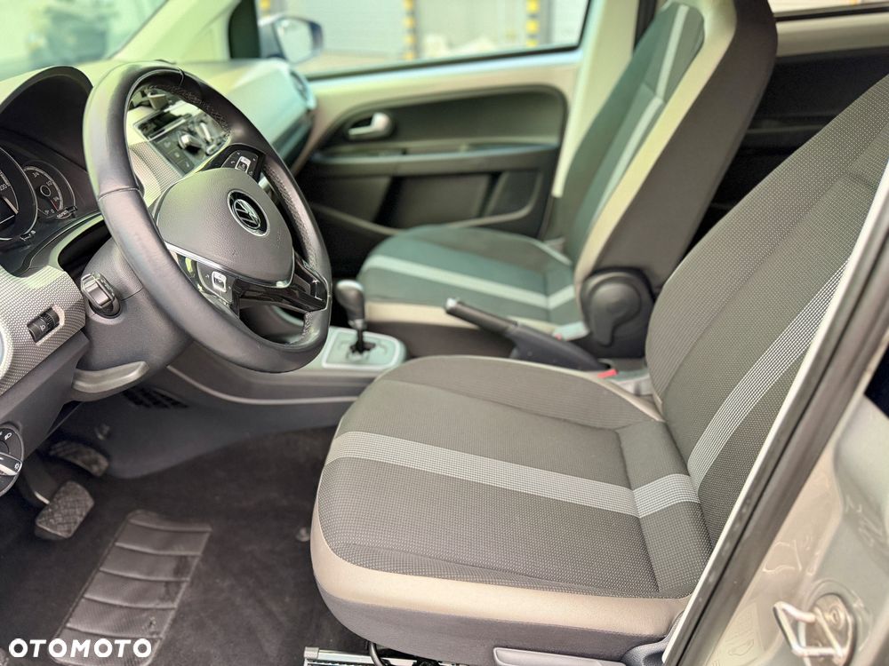 Volkswagen up! 1.0 street - 8